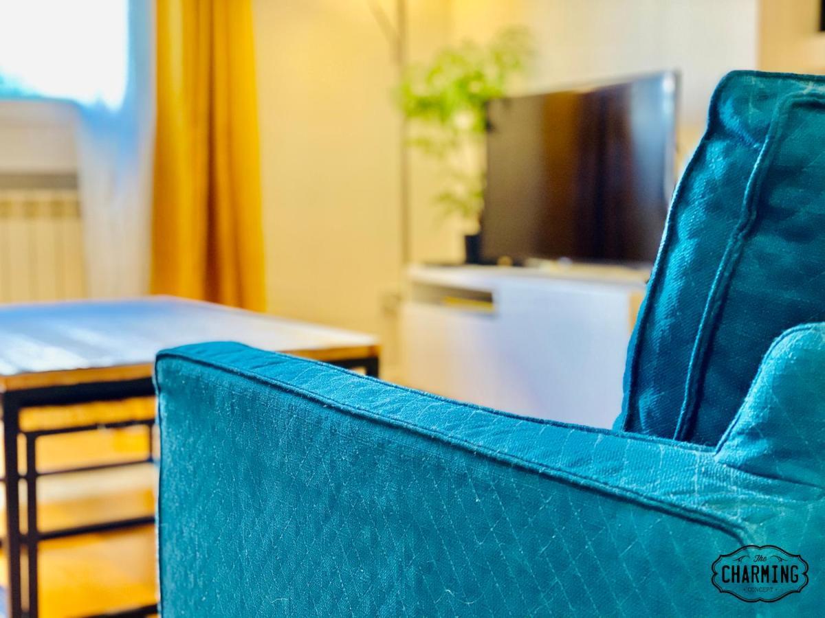 Charming Retiro Exclusive Appartement Madrid Buitenkant foto